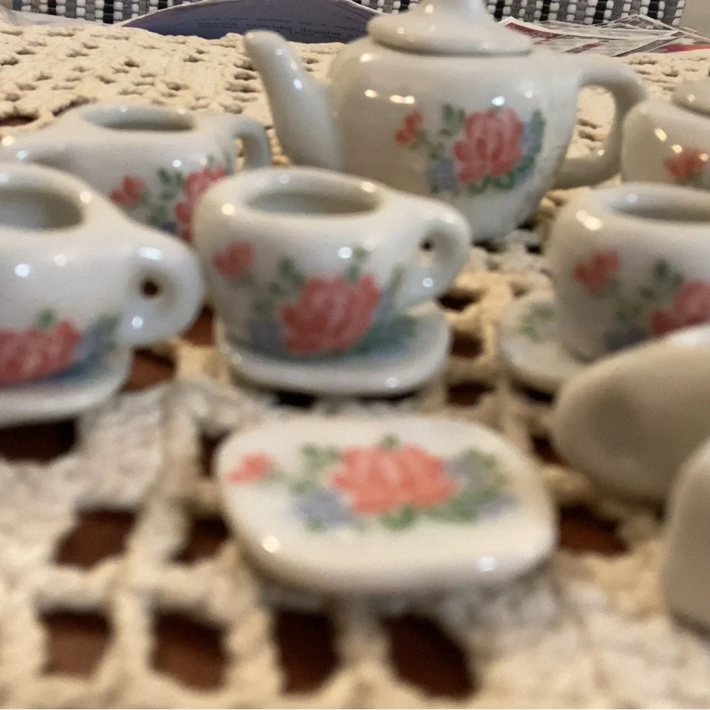 Minimum tea set - Picture 1 of 2